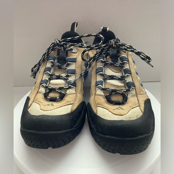 Adidas Hiking Shoes - Picture 2 of 8